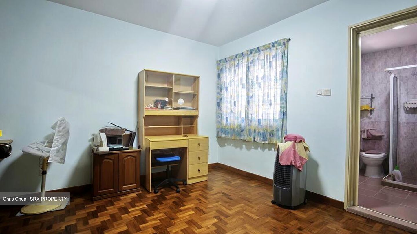 Yunnan Gardens (D22), Terrace #519824221
